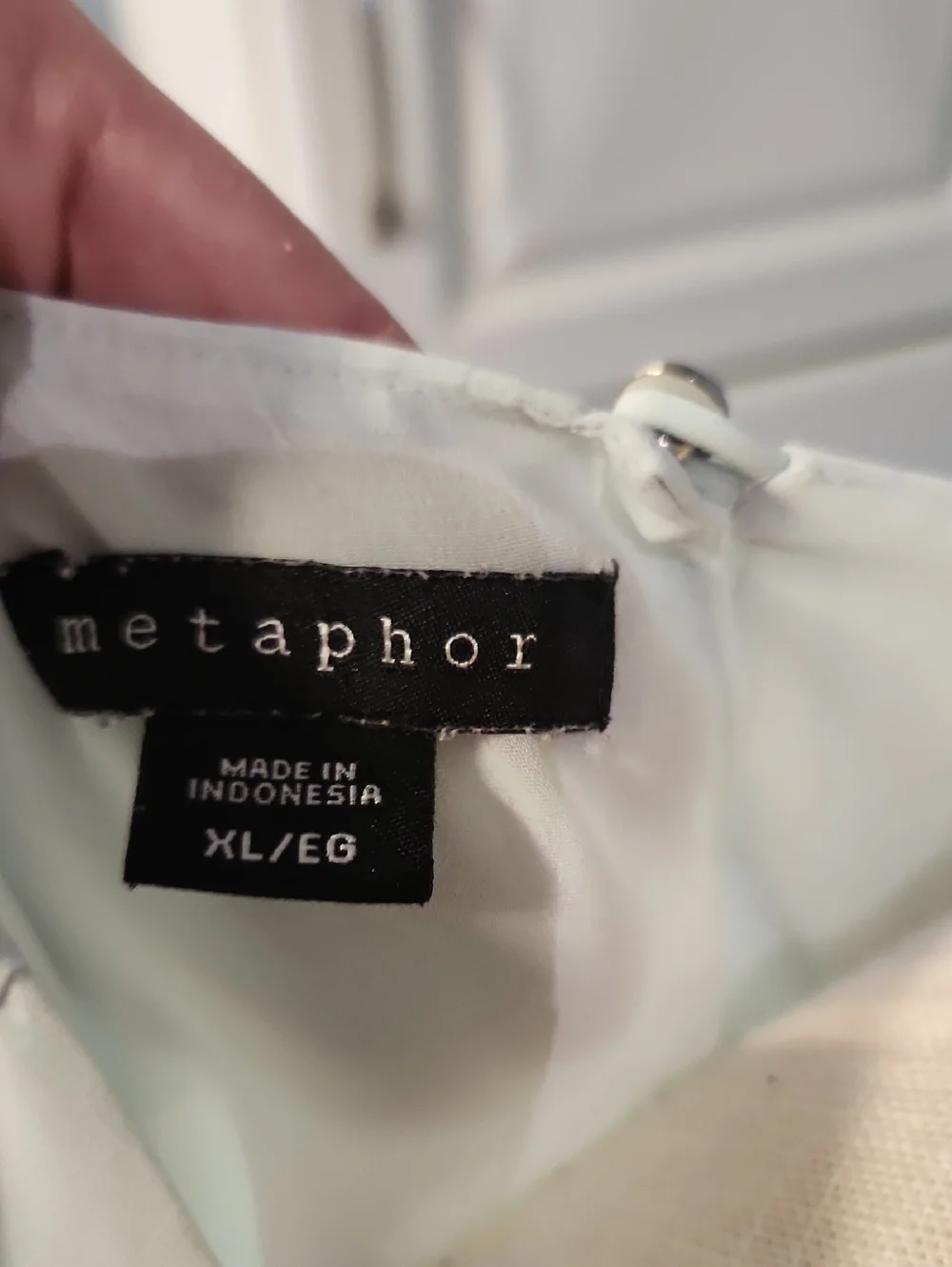Metaphor Sheer Chiffon Layered Sleeveless Flowy Key Hole Blouse Preppy Office